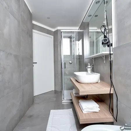 Гостевой дом Marconi House *
